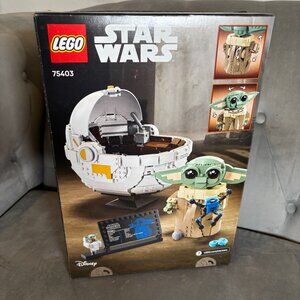 LEGO Star Wars 75403 Grogu with Hover Pram – The Mandalorian Display Set (1048 p